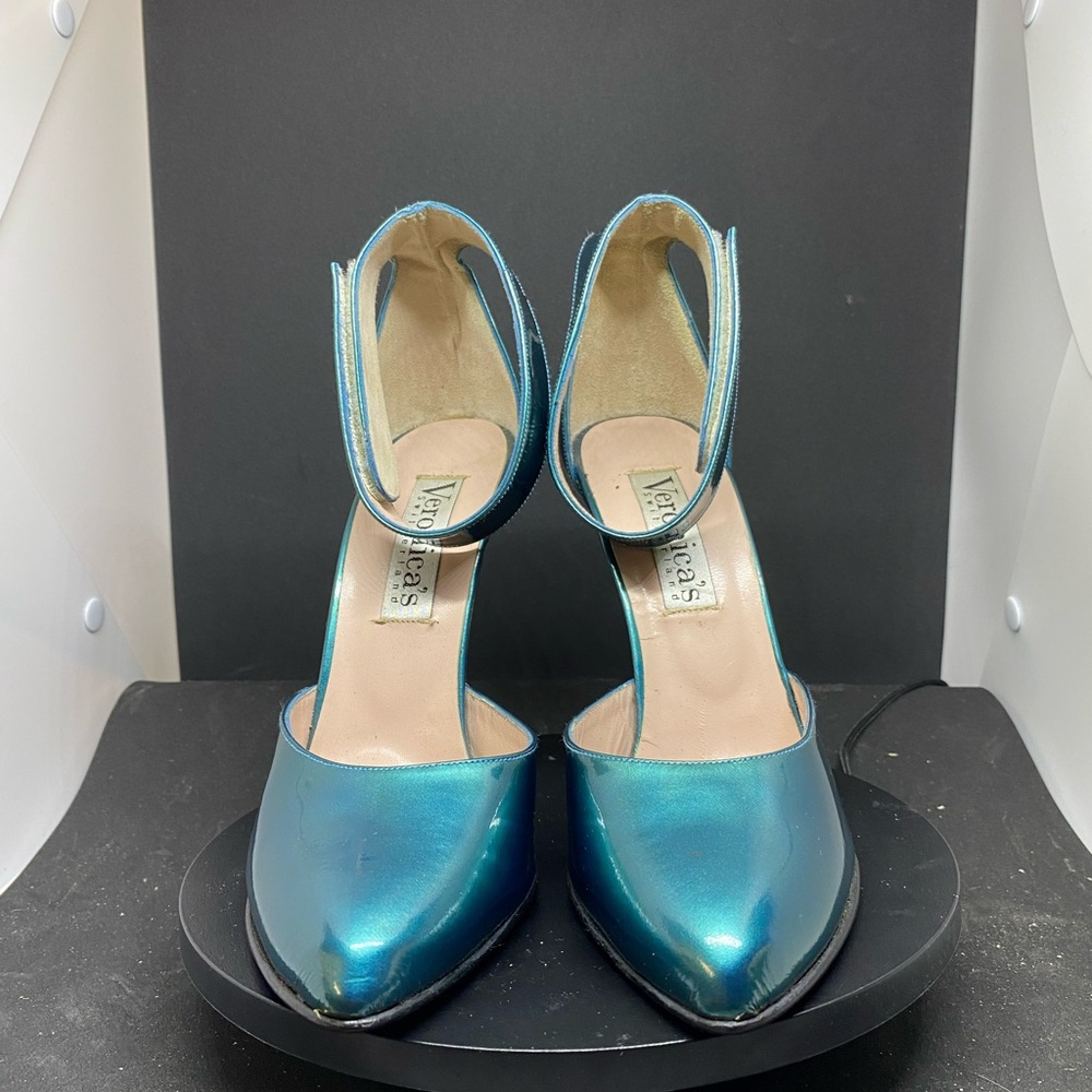 Vintage (80s) Veronica’s Switzerland Shiny Teal Patent Heels EU 39 US 8 to 8.5